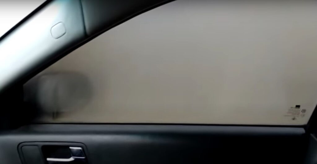 конденсат на стёклах авто